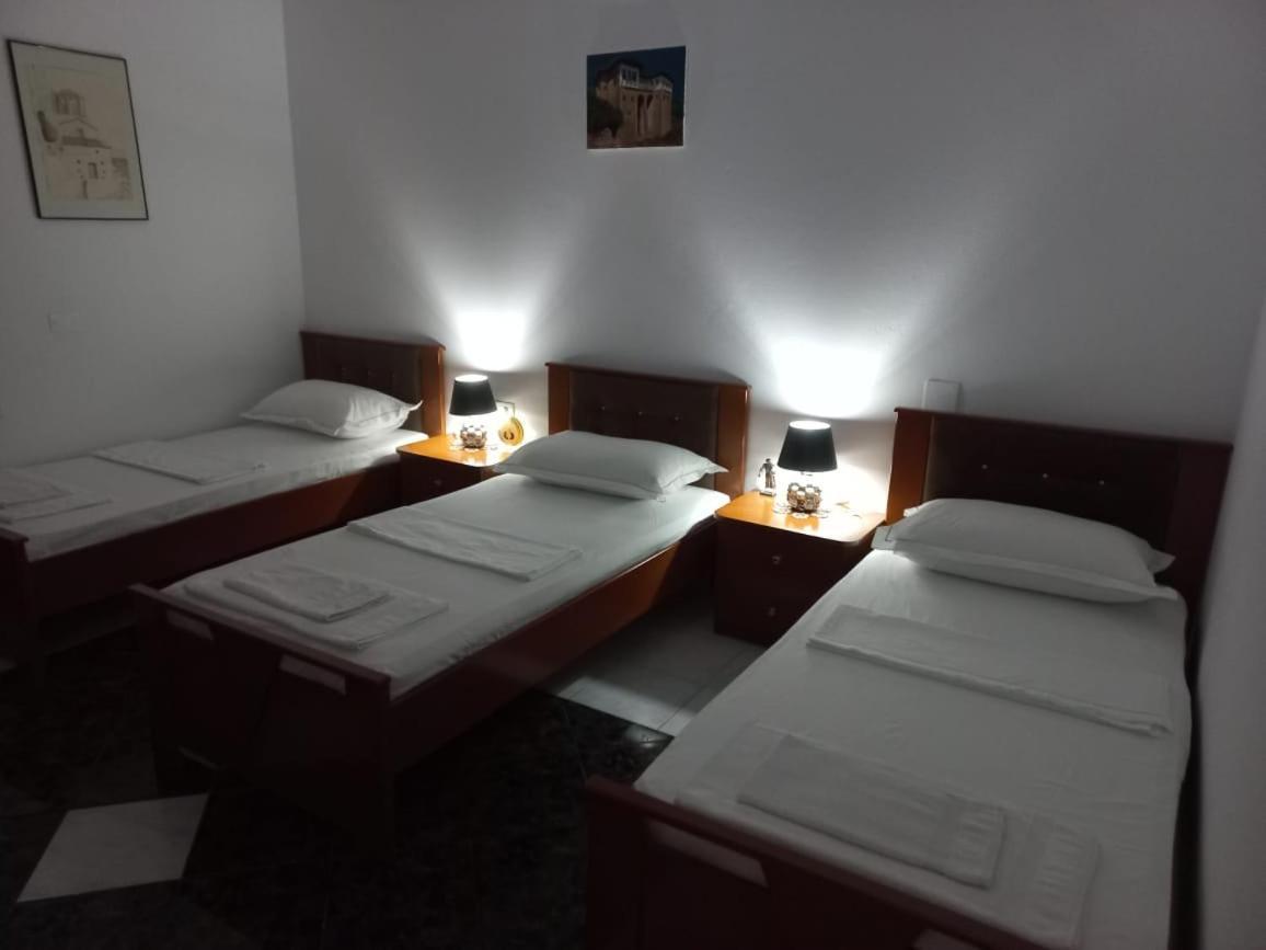 Guest House Bumbli Берат Екстериор снимка
